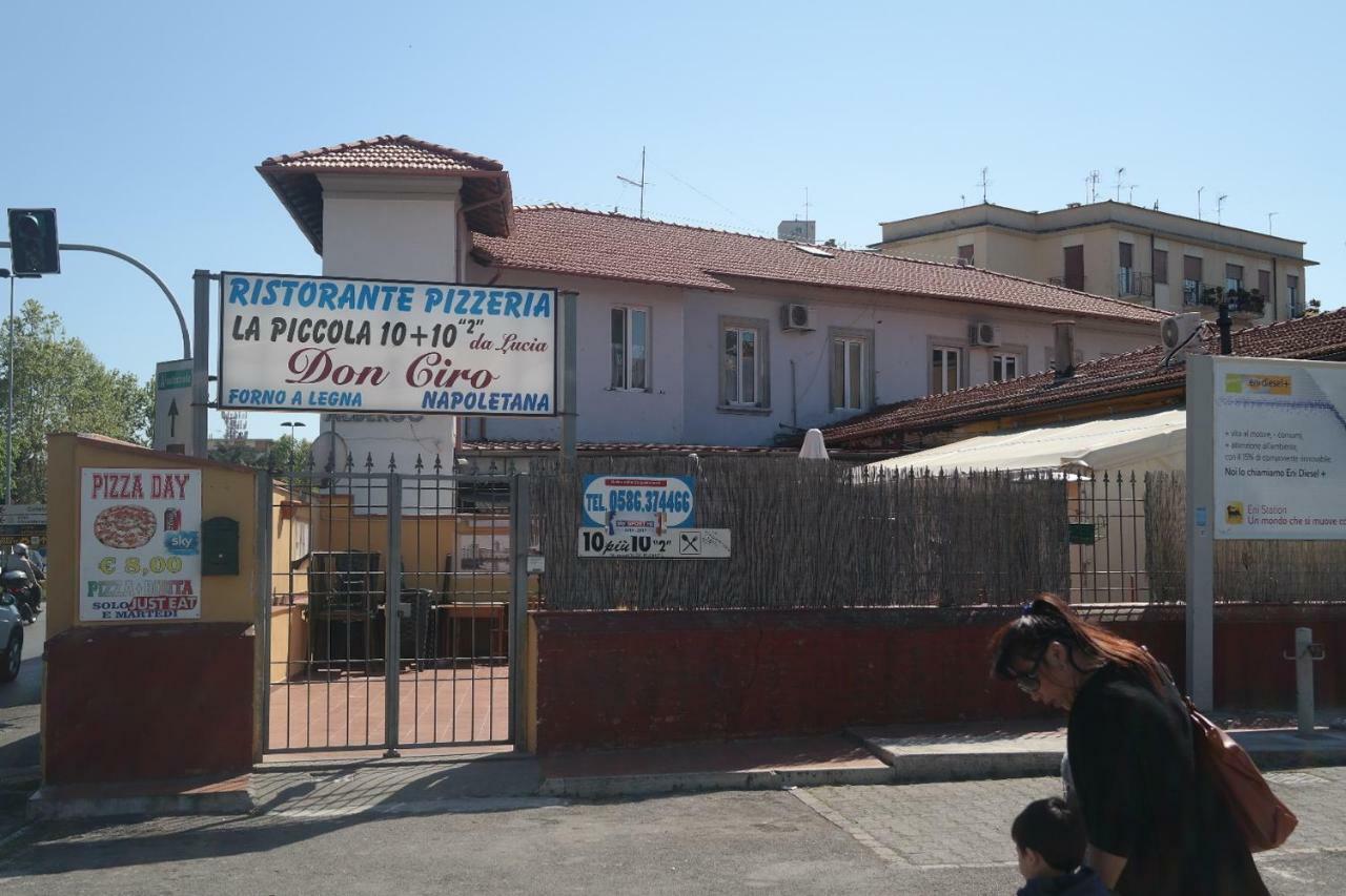 Hotel Houston Livorno - Struttura Esclusivamente Turistica - Not For Business Or Workers ภายนอก รูปภาพ