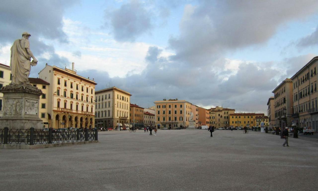 Hotel Houston Livorno - Struttura Esclusivamente Turistica - Not For Business Or Workers ภายนอก รูปภาพ
