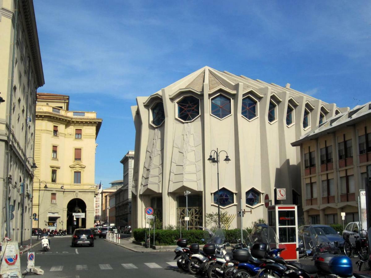 Hotel Houston Livorno - Struttura Esclusivamente Turistica - Not For Business Or Workers ภายนอก รูปภาพ
